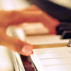 丰满女人裸做爰视频
