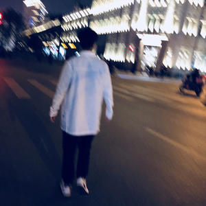 丰满女人裸做爰视频
